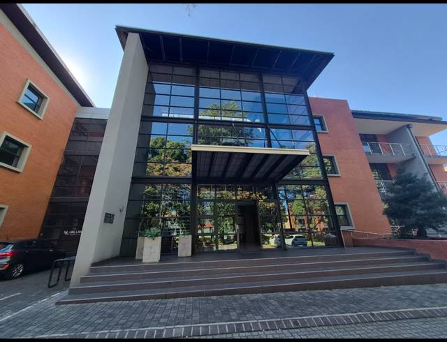 222M² OFFICE TO LET IN SANDTON CENTRAL